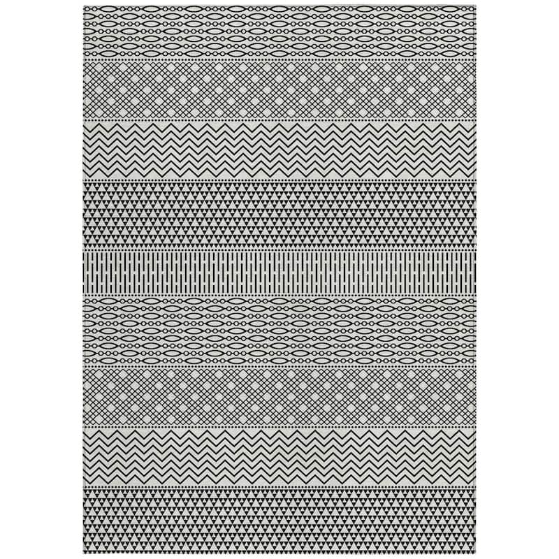 HomeRoots Chevron Modern Rectangle Outdoor Rug
