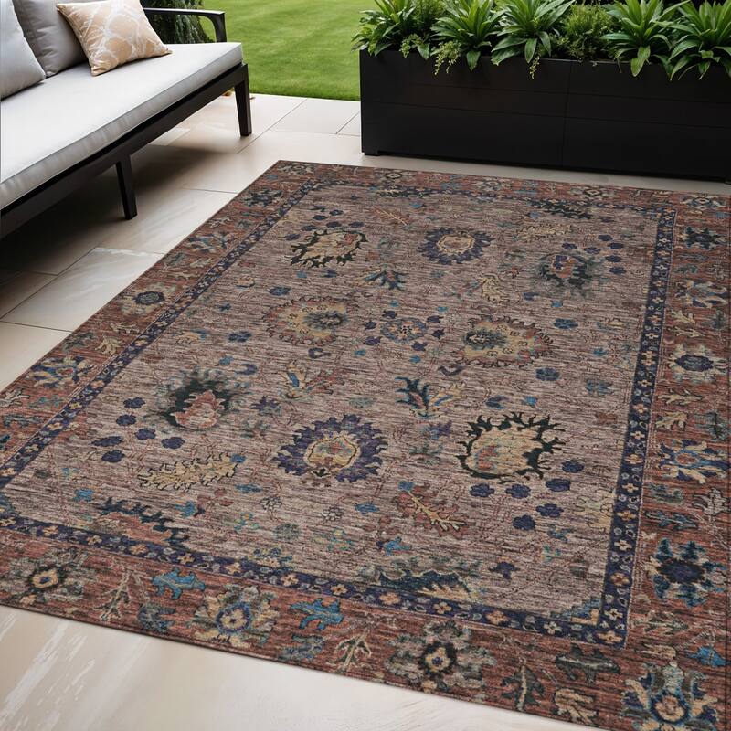 HomeRoots Floral Traditional Rectangle Outdoor Rug - 5' X 8'