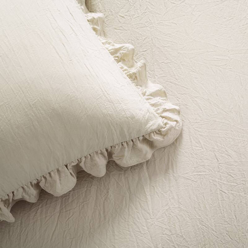 The Gray Barn Molly Mae Ruffle Skirt Bedspread Set