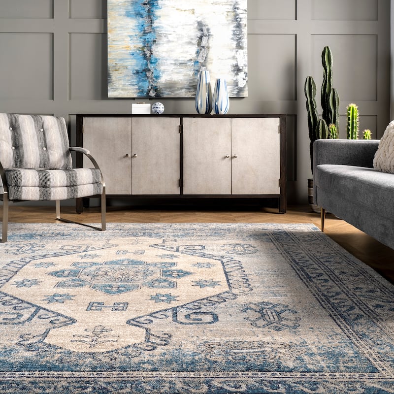Nuloom Alexis Vintage Distressed Medallion Area Rug