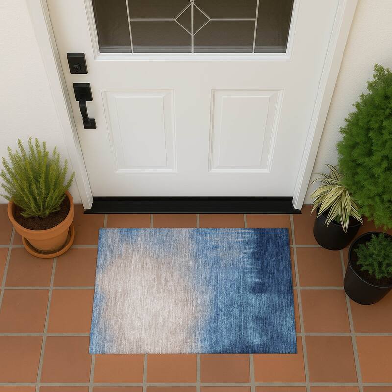 Machine Washable Indoor/ Outdoor Modern Dawn Chantille Rug - Denim - 1'8" x 2'6"