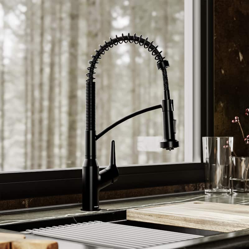 Karran Scottsdale Single-Handle Pull-Down Sprayer Kitchen Faucet