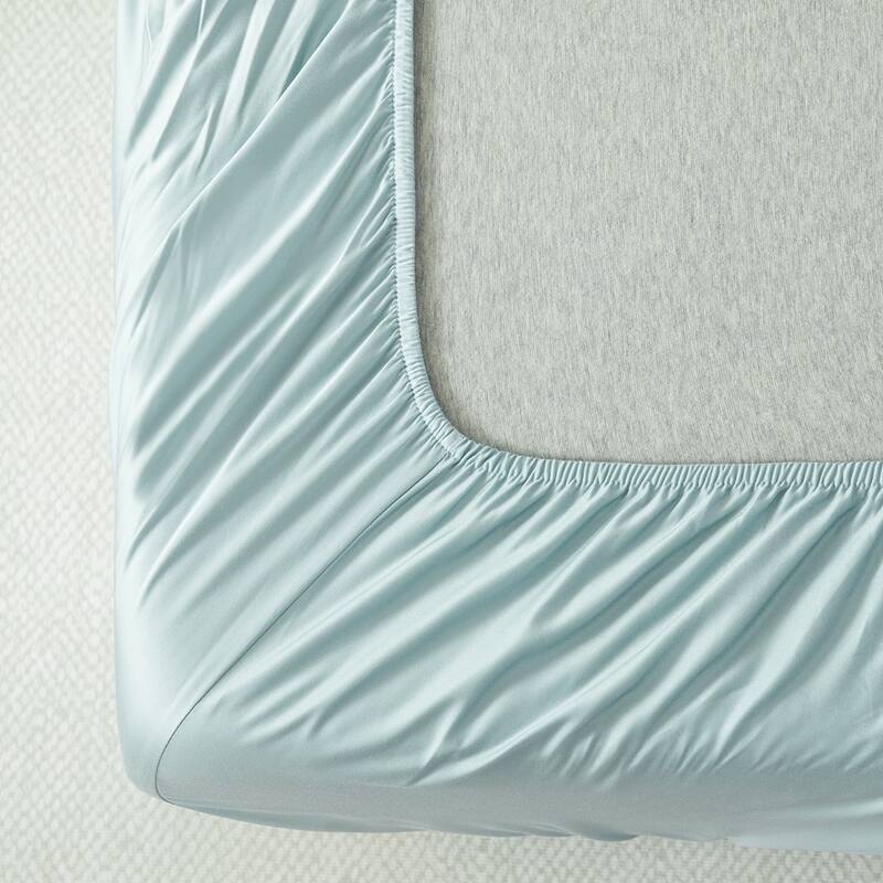 Luxury 100% Rayon from Bamboo 300 Thread Count Deep Pocket Sheet Set, Soft, Silky, All-Season Comfort