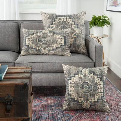 57 Grand by Nicole Curtis Boho Persian Medallion Grey/Multi Throw Pillow , ( 20" X 20" )