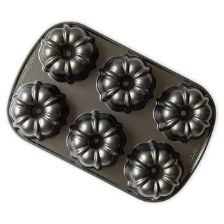 Aluminum Classic Bundtlette Rectangular Cake Pan, 6 Cups, Graphite