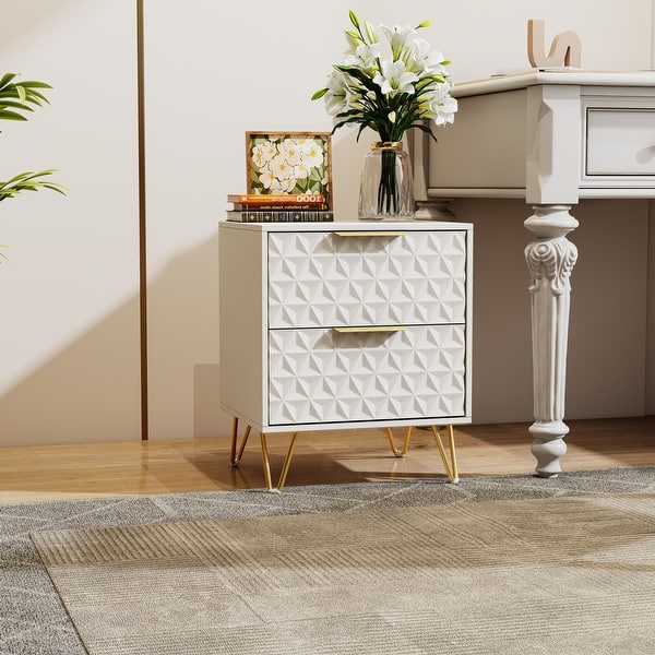 bedside table dressing 7 Bedside Table Decor ideas from Hollywood walk of fame stars