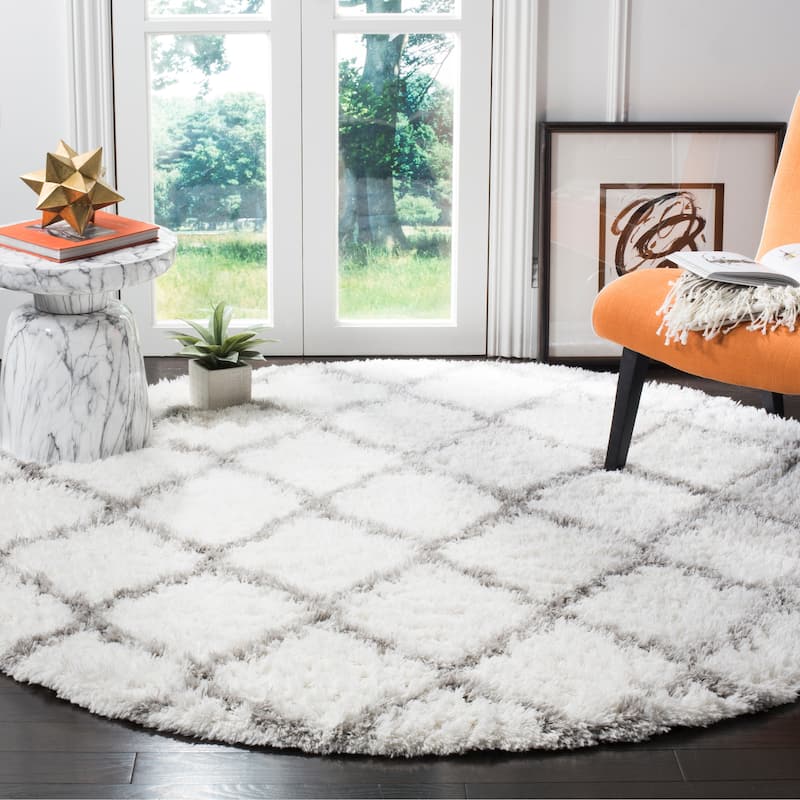 SAFAVIEH Indie Shag Milagros 2-inch Thick Rug - 6'7" Round - Ivory/Grey