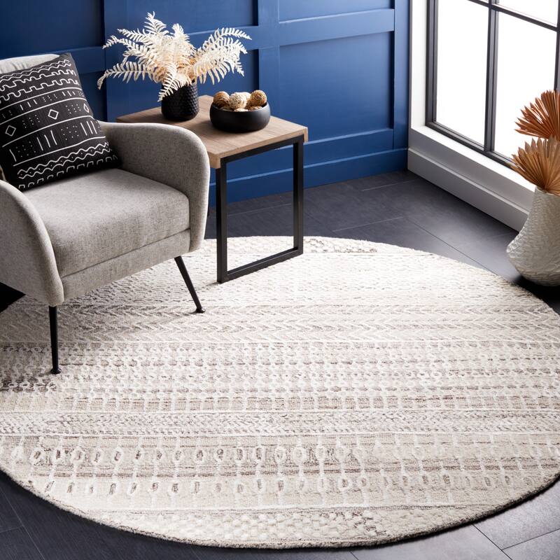 SAFAVIEH Handmade Glamour Shag Modern Viscose Rug - 6' Round - Natural/Ivory