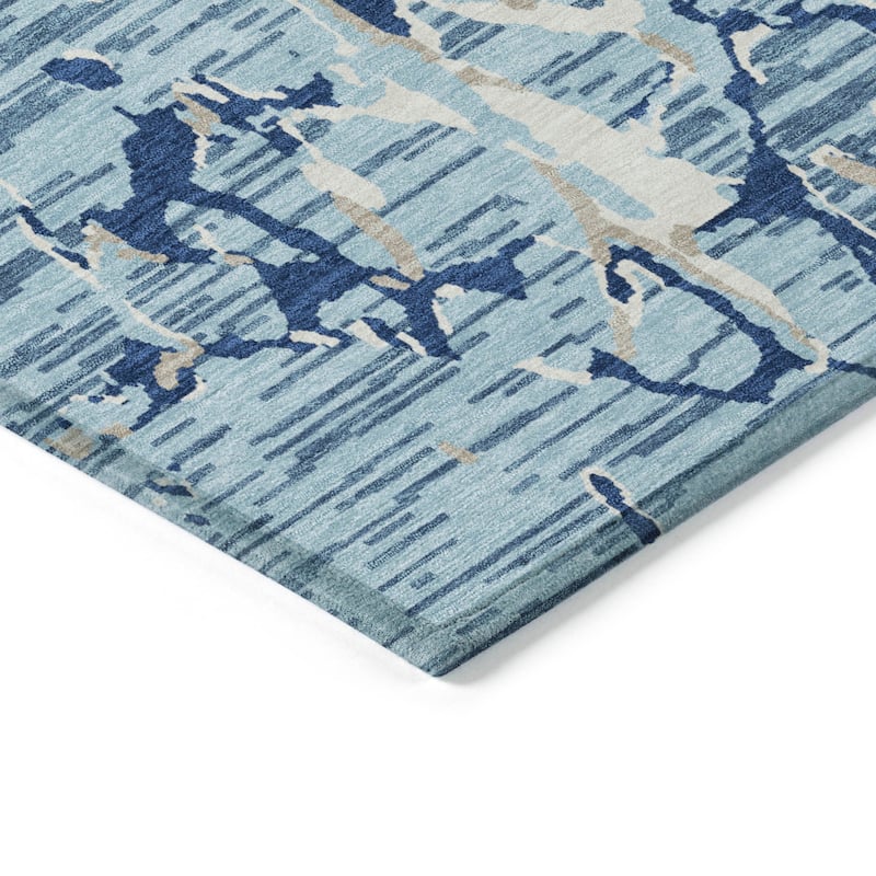 Machine Washable Indoor/ Outdoor Abstract Camo Chantille Rug