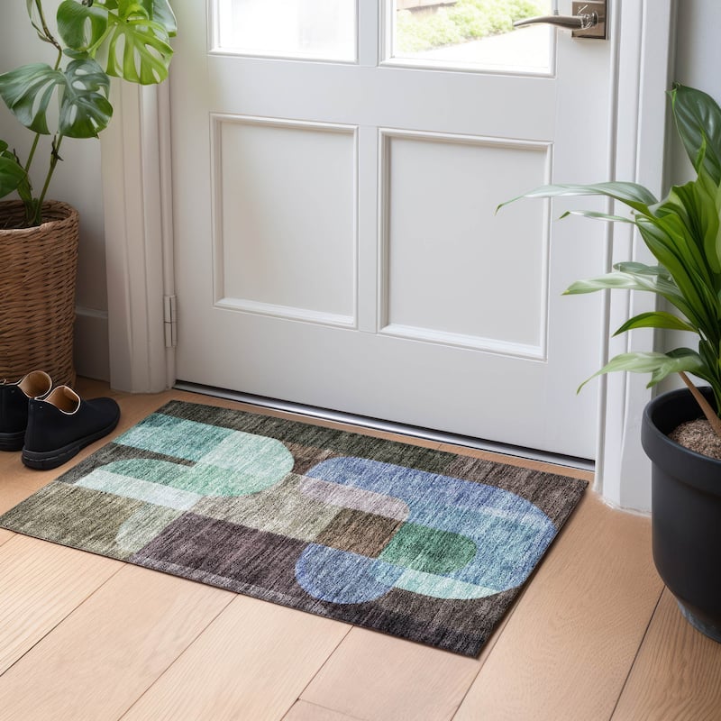 Machine Washable Indoor/ Outdoor Contemporary Deco Chantille Rug - Brown - 1'8" x 2'6"