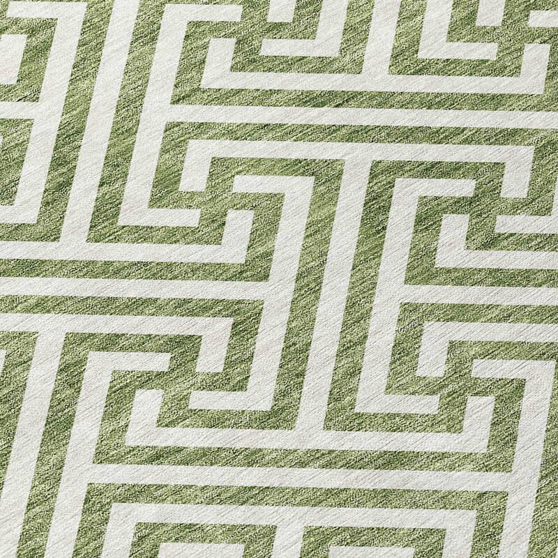 HomeRoots Geometric Transitional Rectangle Outdoor Rug