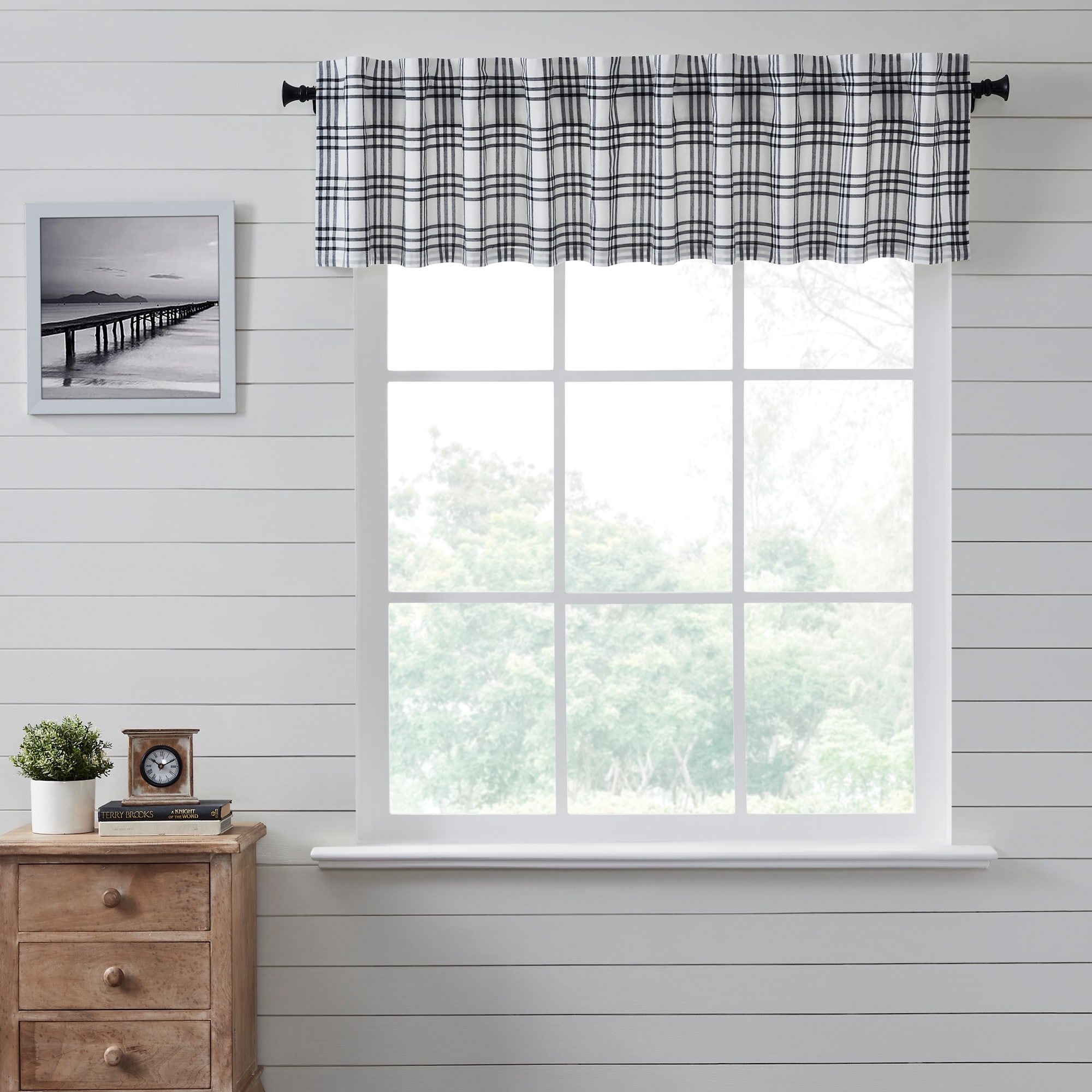Sawyer Mill Black Plaid Valance 16x90 - M