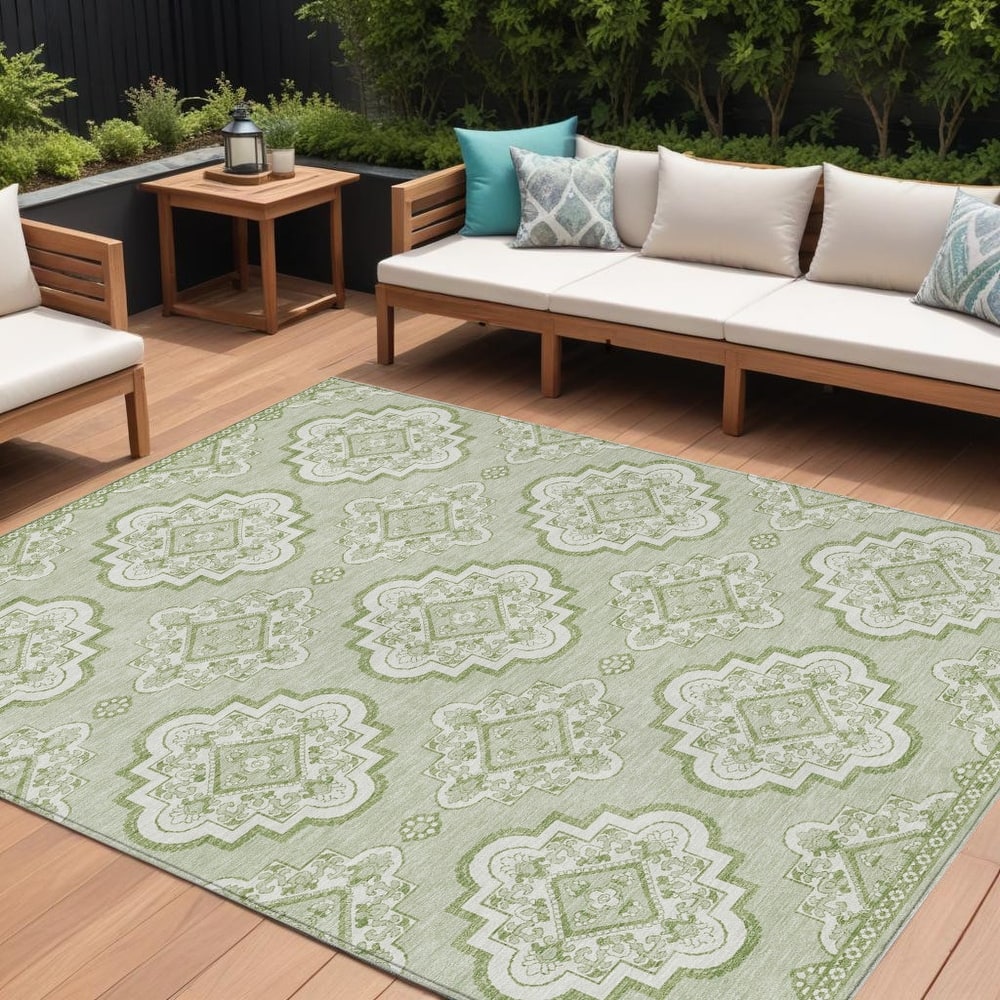 HomeRoots Medallion Transitional Rectangle Outdoor Rug