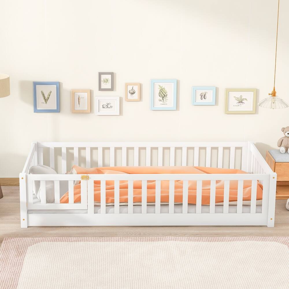 Twin Size Rubber Wood Floor Panel Bed with Safety Fence and Door