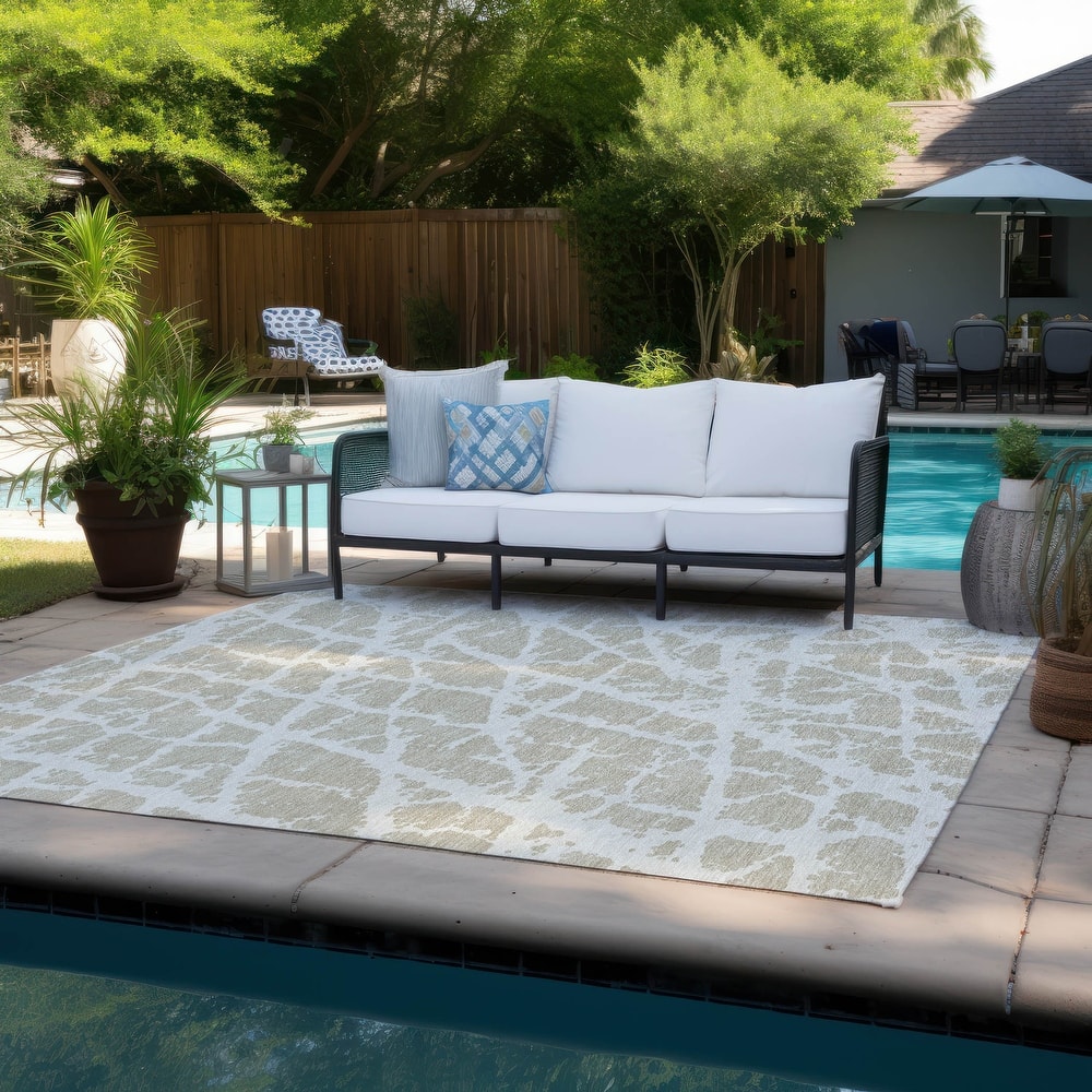Machine Washable Indoor/ Outdoor Transitional Beige Crackle Chantille Rug