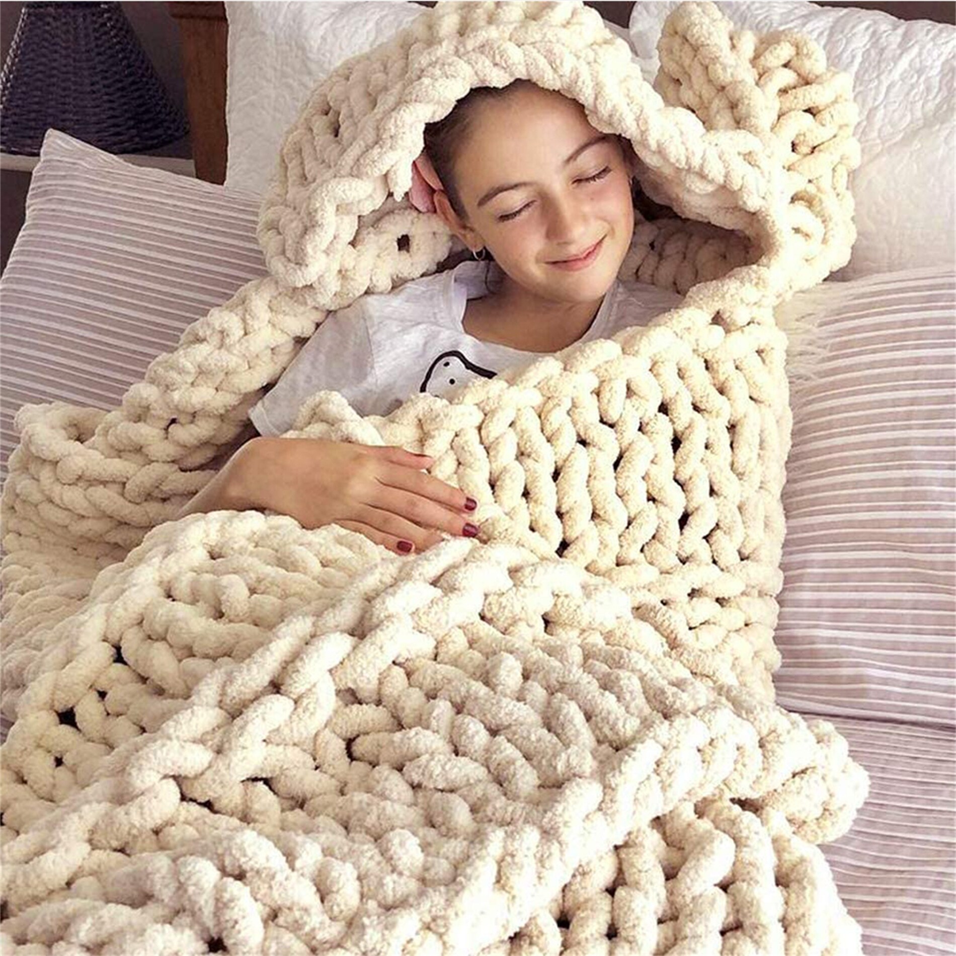 Cozy Chenille Throws-Warm Soft Handmade Knitted Throw Blankets