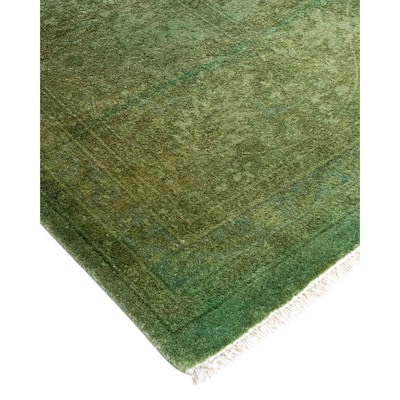 Fine Vibrance, One-of-a-Kind Hand-Knotted Area Rug - Green, 7' 10" x 10' 2" - 7' 10" x 10' 2"