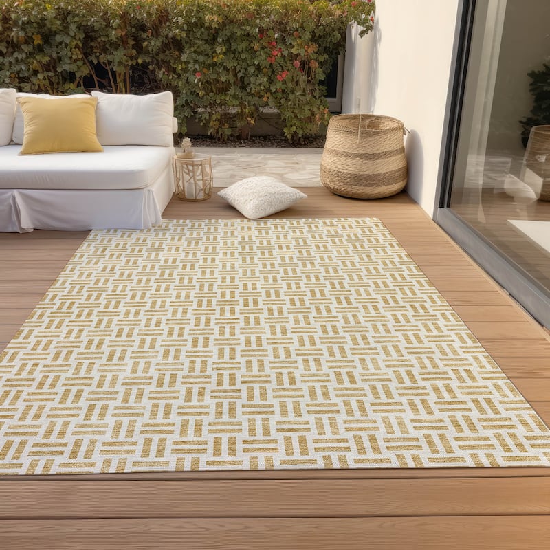 Machine Washable Indoor/ Outdoor Contemporary Basketweave Chantille Rug - Gold - 10' x 14'