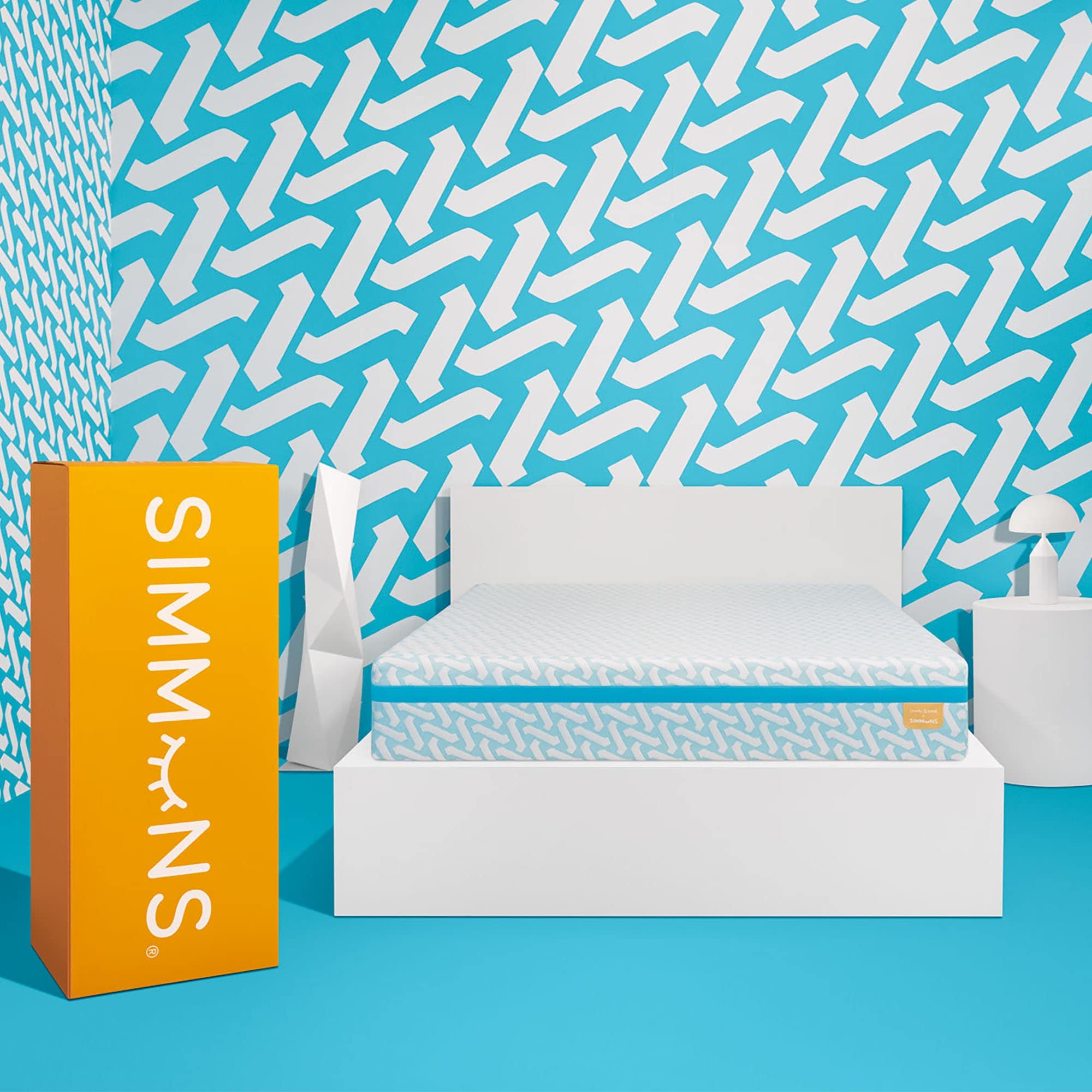 Simmons Charli & Dixie 10-inch Memory Foam Mattress in a Box - Bed