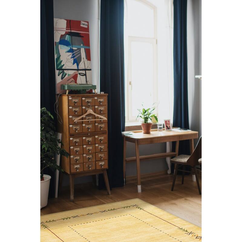 ECARPETGALLERY Hand Loomed Kashkuli Gabbeh Light Gold Wool Rug - 3'11 x 5'8