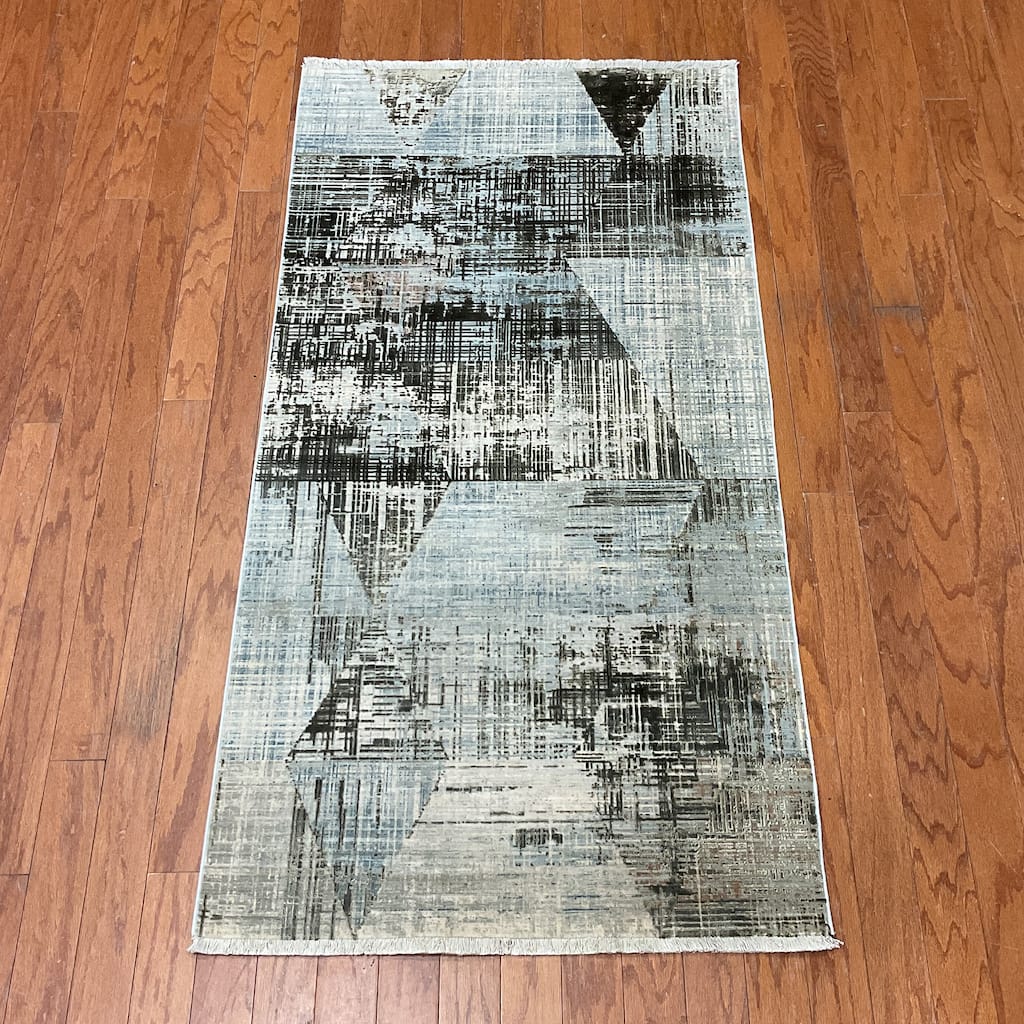 HERAT ORIENTAL Turkish Modern Erased Design Wool & Silk Rug - 2'7" x 4'11"