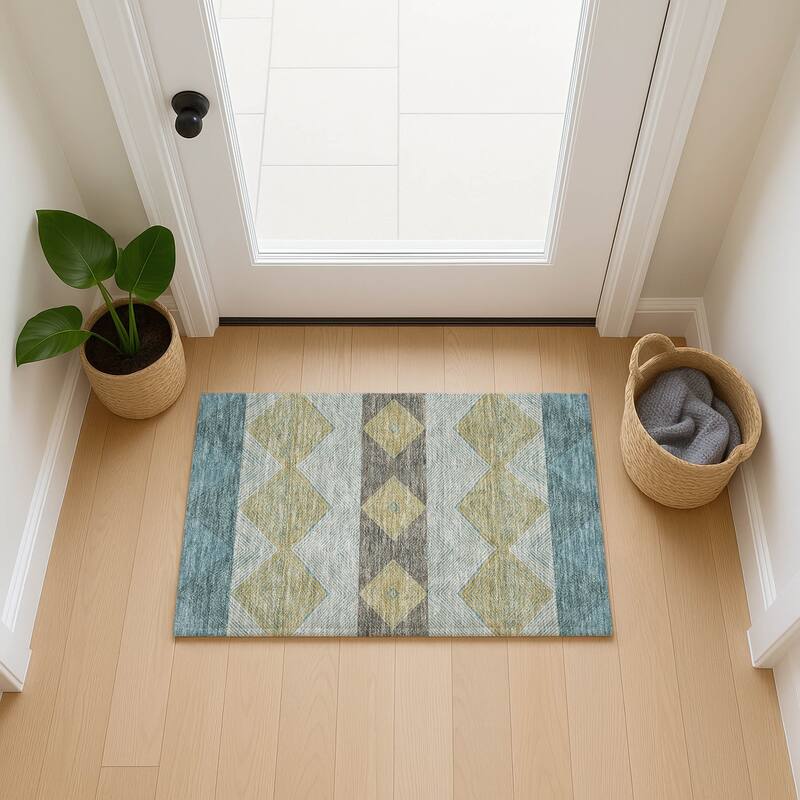 Machine Washable Indoor/ Outdoor Modern Mission Chantille Rug