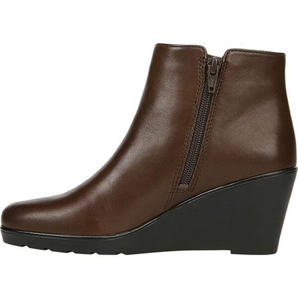 naturalizer landry booties