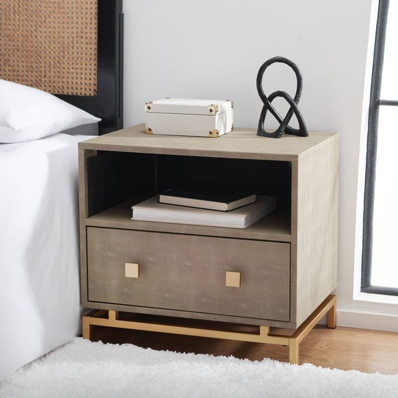 SAFAVIEH Nabihah 1-Shelf 1-Drawer Accent Table Nightstand - Light Taupe/Brass