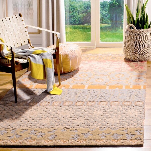 Safavieh Handmade Rodeo Drive Gunjan Mid-Century Modern Abstract Wool Rug. Opens flyout.