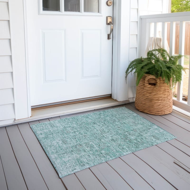 Machine Washable Indoor/ Outdoor Chantille Traditional Vintage Rug