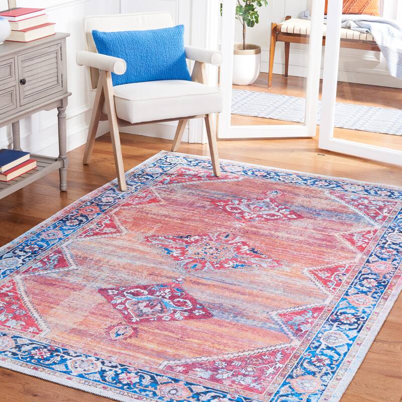 SAFAVIEH Serapi Machine Washable Wilhelmine Distressed Rug - 3'3" x 5' - Rust/Navy