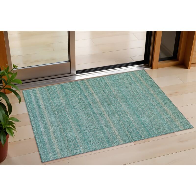 HomeRoots Striped Transitional Rectangle Outdoor Rug - 3' x 5'