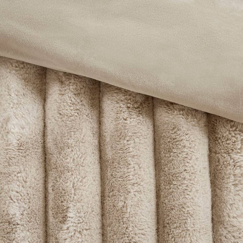 3PCS Full/Queen Fluffy Faux Fur Comforter Set with Ribbed Texture and Velvet Backing
