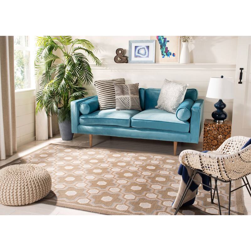Martha Stewart by SAFAVIEH Puzzle Geometric Wool Rug