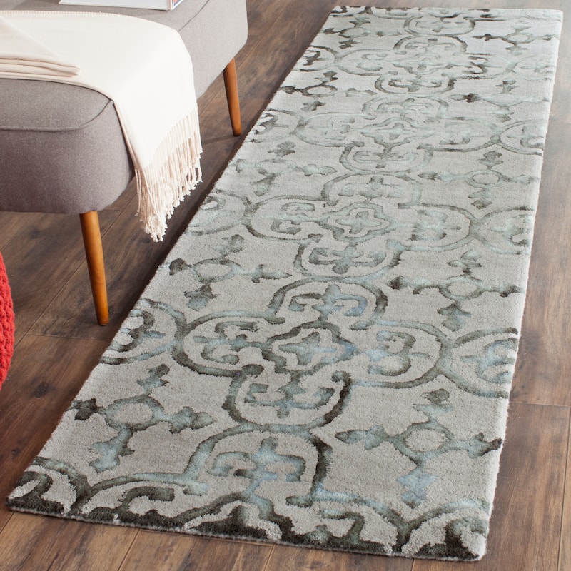 SAFAVIEH Handmade Dip Dye Reintraut Watercolor Vintage Boho Wool - 2' 3" x 8' - Grey/Charcoal - Runner