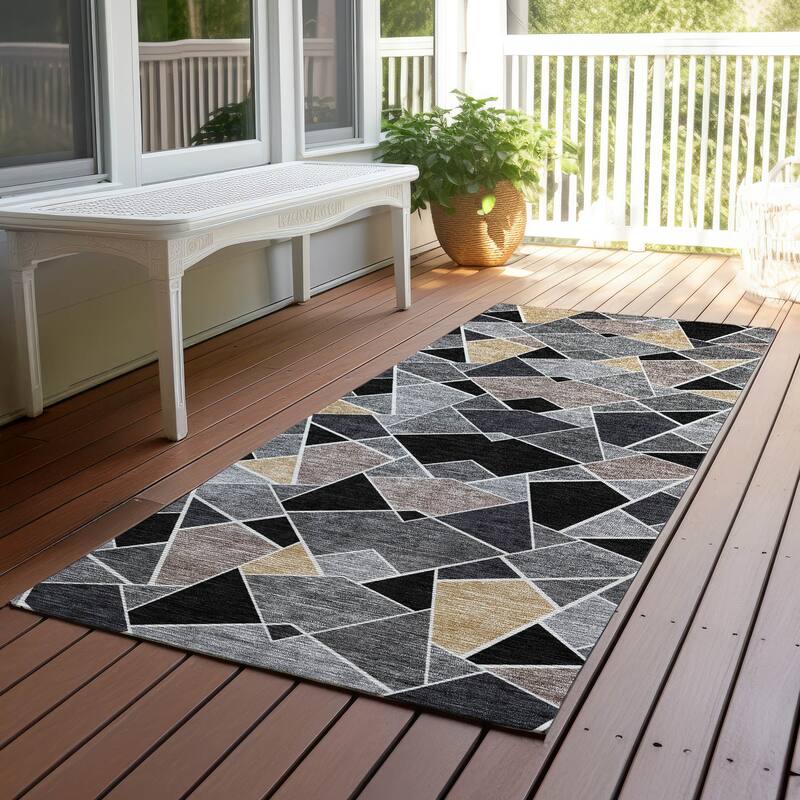 Machine Washable Indoor/ Outdoor Modern Mosaic Chantille Rug - Black - 2'3" x 7'6"