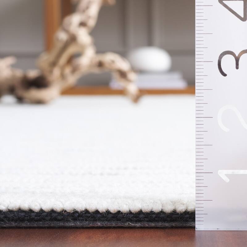SAFAVIEH Handmade Casablanca Archna Shag Wool Rug