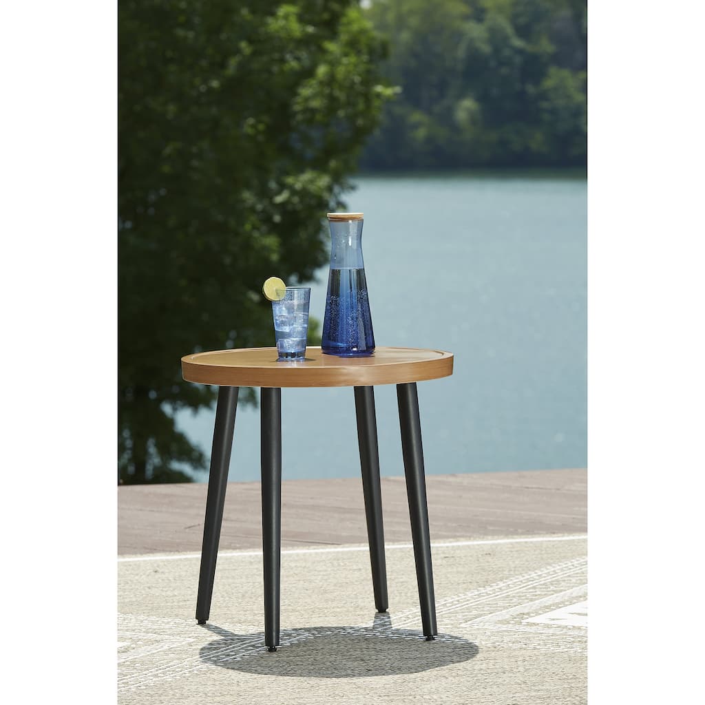 Signature Design by Ashley Horizon Hall Brown/Black Outdoor End Table - 22.13" W x 22.13" D x 22.88" H