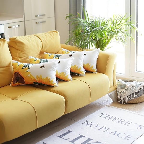 Set Of 4 Sunflower Design Lumbar Pillow Covers Set Of 4 Sunflower Design Lumbar Pillow Covers