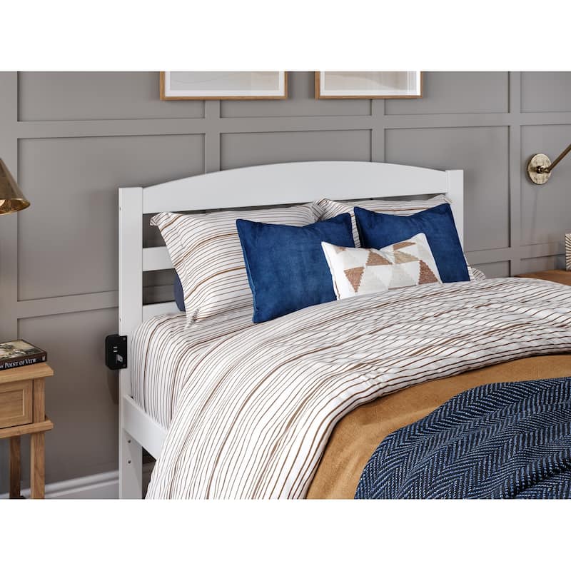 Warren Platform Bed with Footboard and Twin Trundle