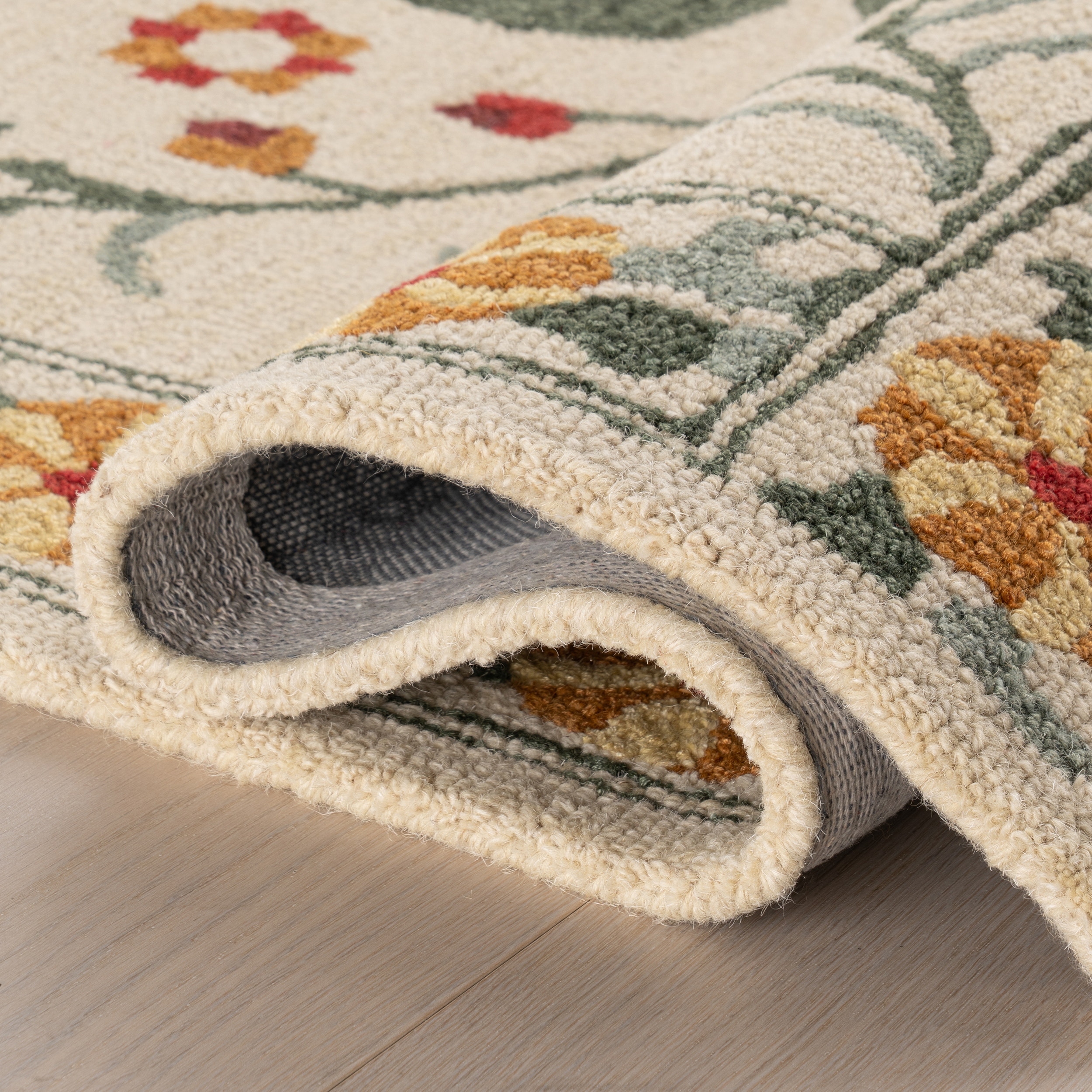 Shangrila Folk Floral Wool Rug - Thumbnail 3