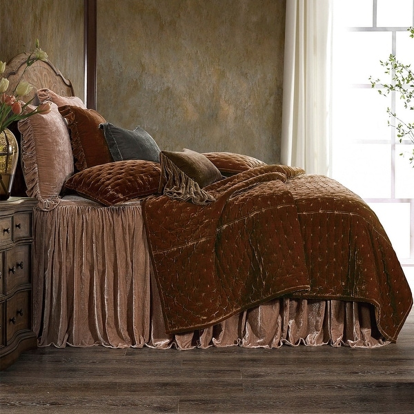 Ruffle skirt bedspread set on sale