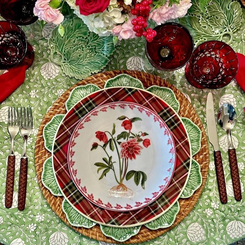 Eden green round tablecloth