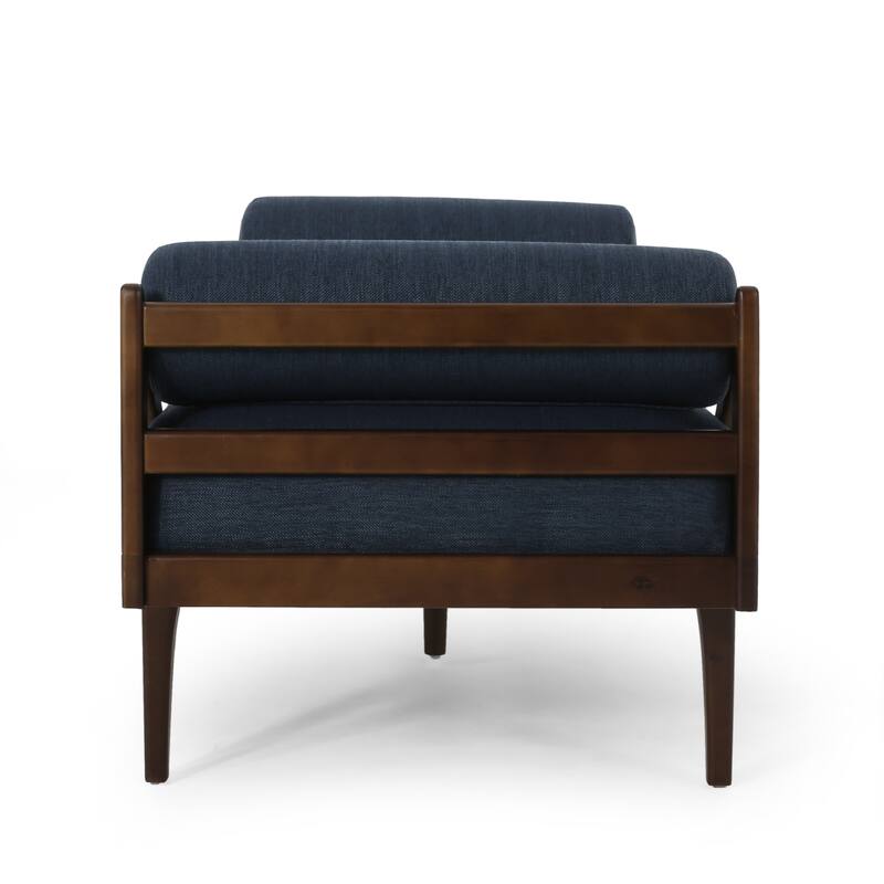 Chic and Comfortable Chaise Lounge for Stylish Living Spaces