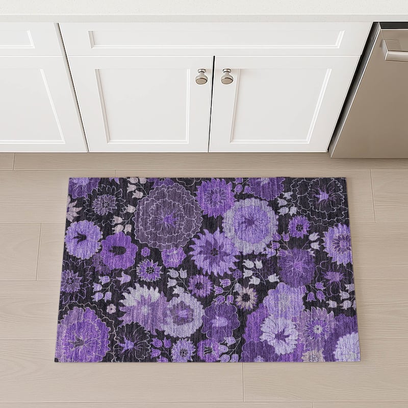 Machine Washable Indoor/ Outdoor Modern Floral Chantille Rug