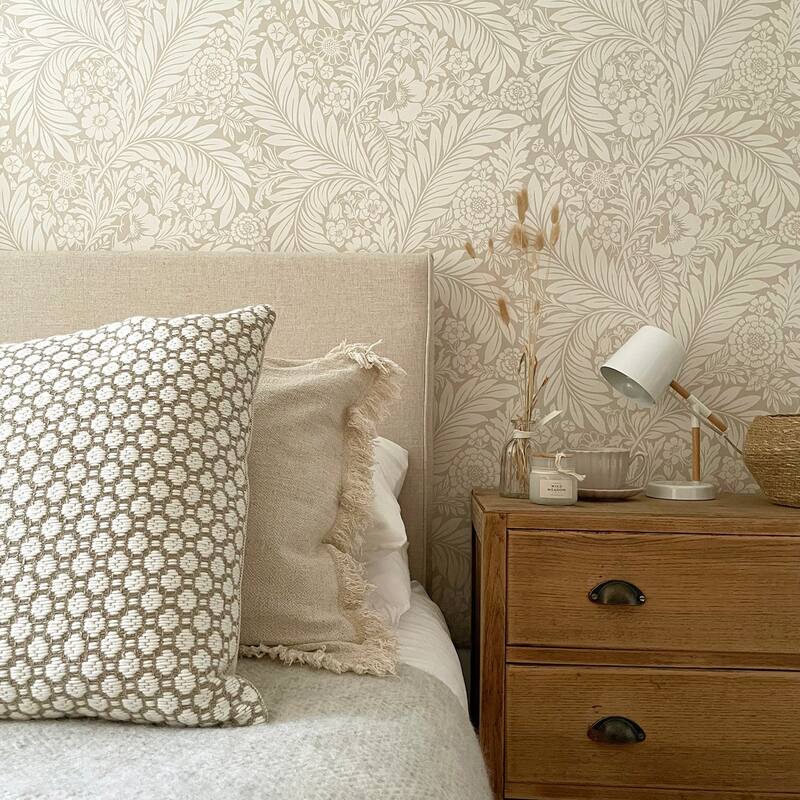 Belgravia Decor Florence Neutral Leaf Wallpaper