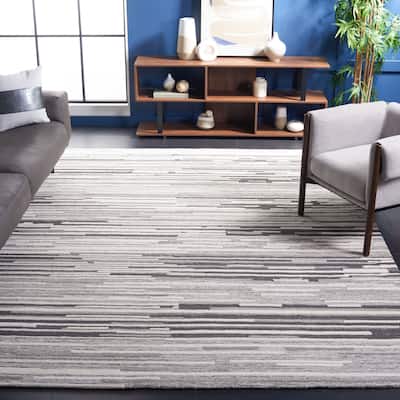 SAFAVIEH Handmade Fifth Avenue Zsoka Modern Stripe Wool Rug