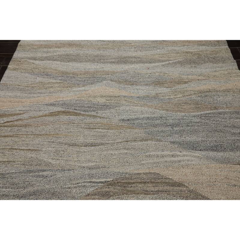 5'11''x7'7'' Hand Woven White Modern Fabric & PET yarn Rug - 5' 11'' x 7' 7''