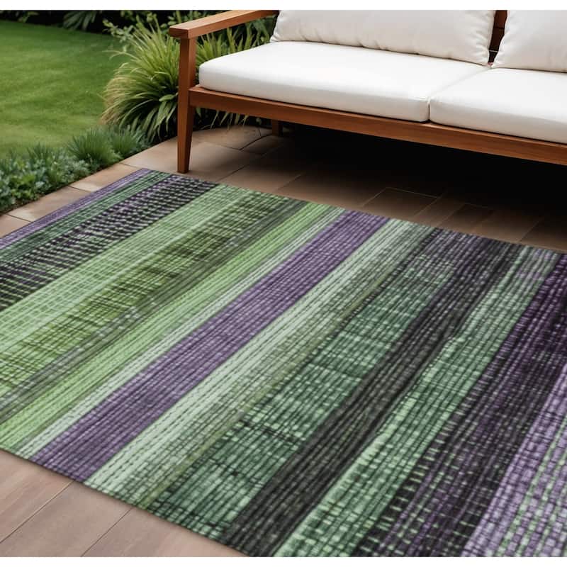 HomeRoots Striped Transitional Rectangle Outdoor Rug - 10' X 14'