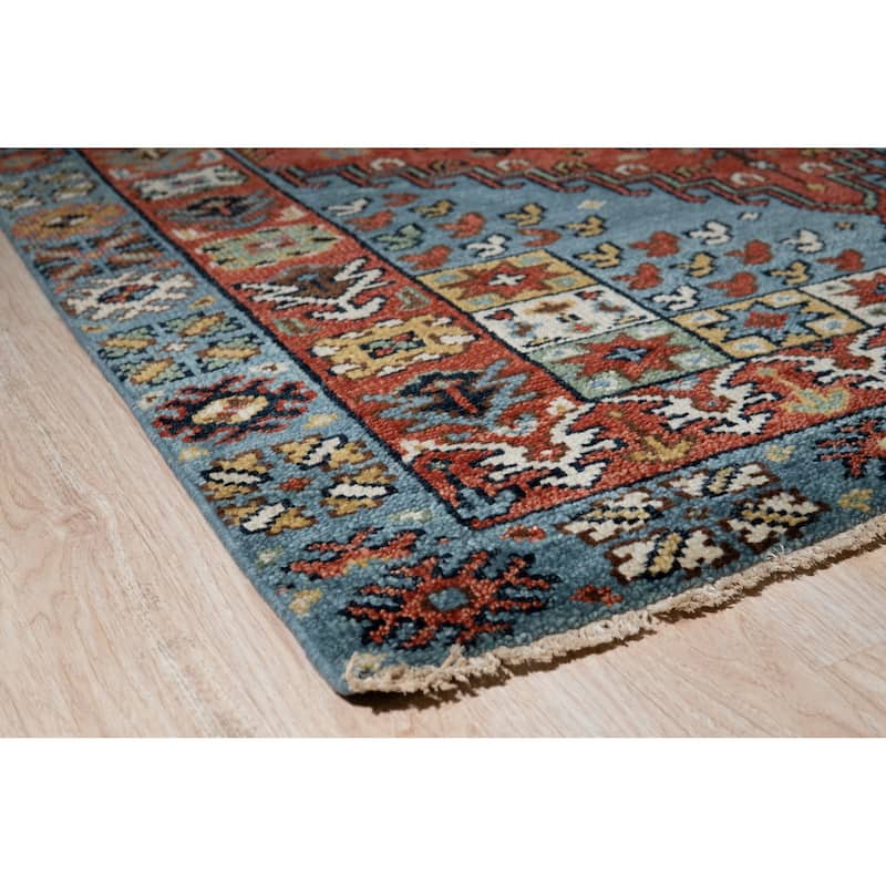 Red Traditional Medallion Traditional Knot Area Rug - Elegant and Timeless Design